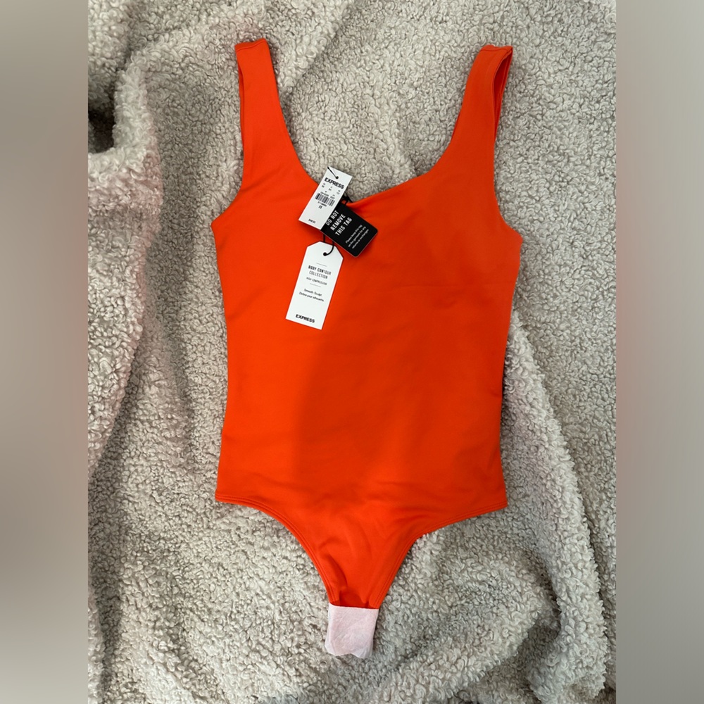 Express XS seamless thong bodysuit in bright coral